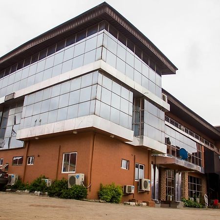 Glasshouse Hotel And Suites Egba Dış mekan fotoğraf