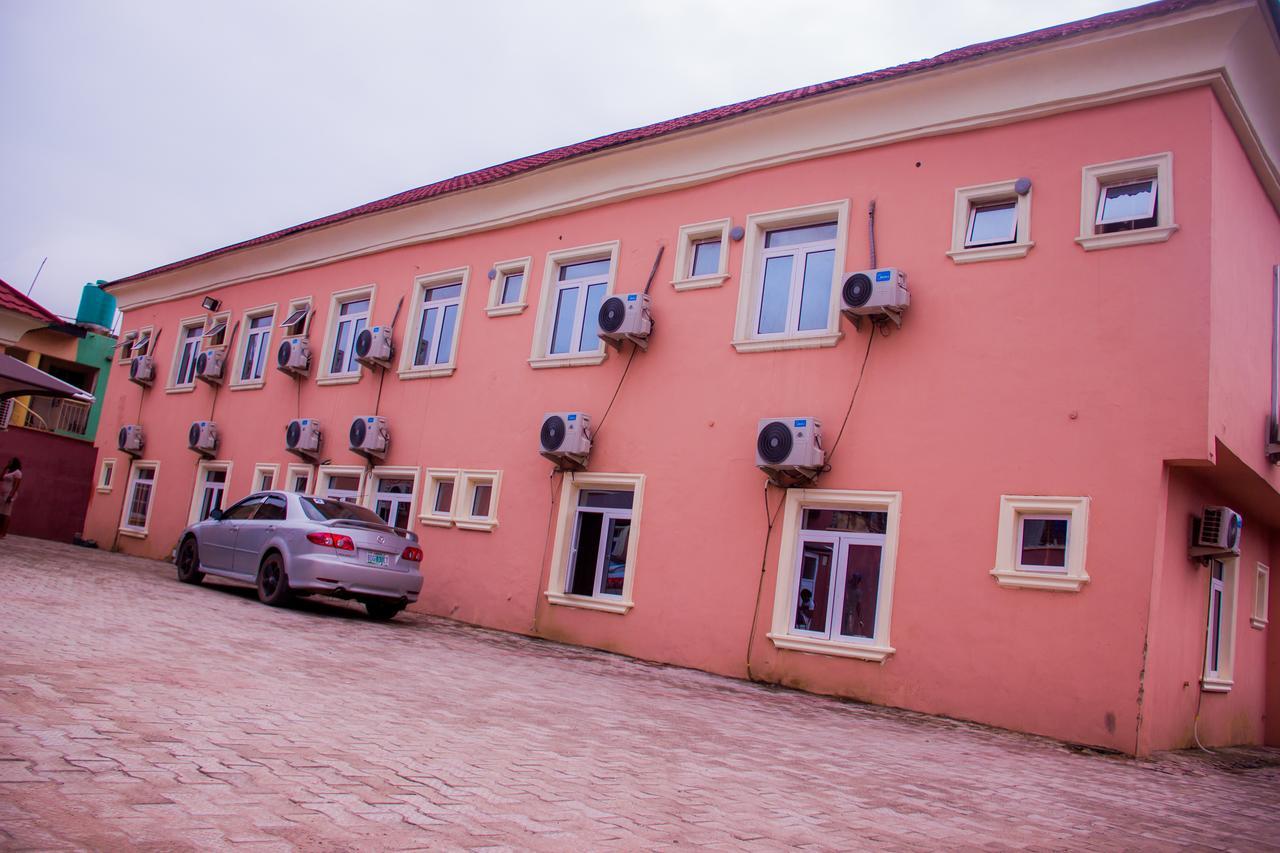 Glasshouse Hotel And Suites Egba Dış mekan fotoğraf